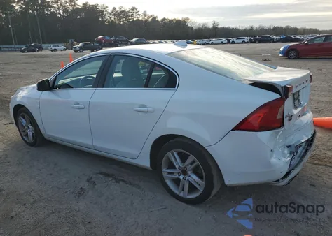 2014 Volvo S60 z USA, uszkodzony, nr VIN YV1612FSXE2277644